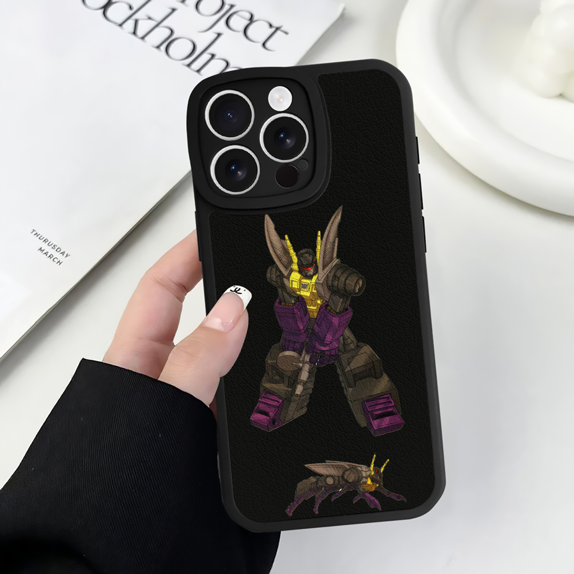 （画像用）  【iPhone 16シリーズ対応】シリコンスマホケース（レザー調） 材質：シリコン